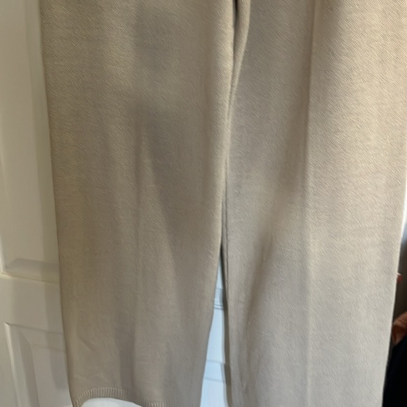 Women winter/ fall classy sleeveless pants suit - Picture 7 of 11